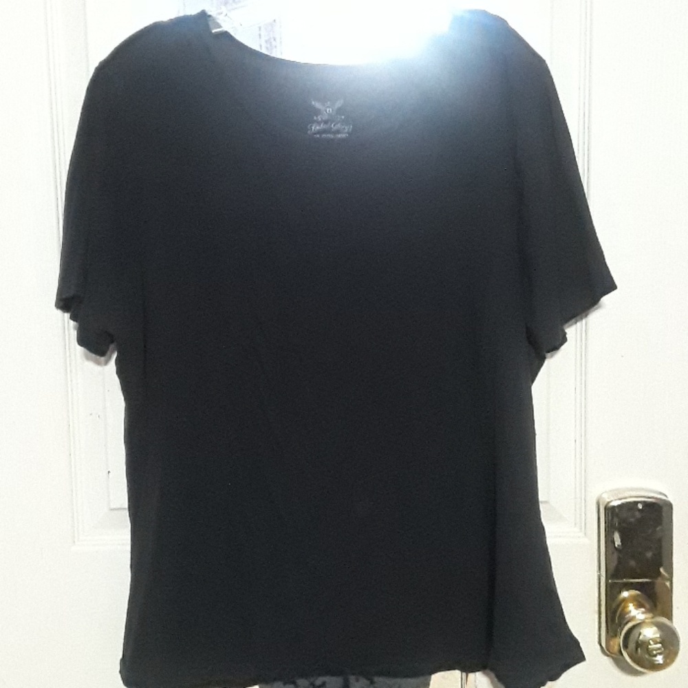 Black shirt